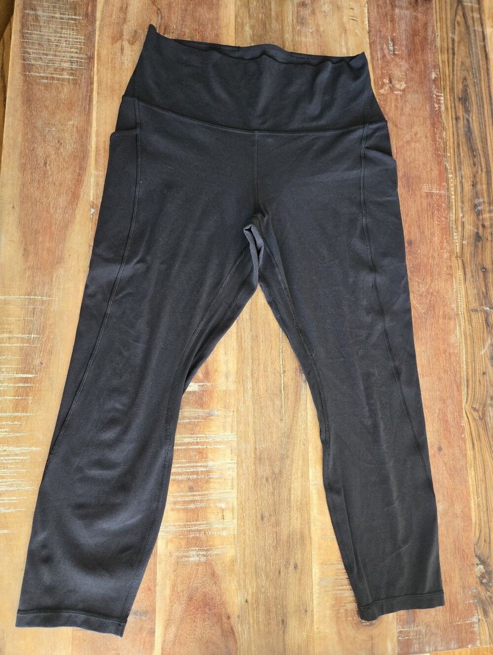 Lululemon Align High-Rise Crop with Pockets 23"